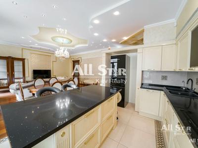 квартира за адресою Шота Руставелі вул., 8