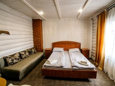 коммерческая по адресу Степана Бандери, 30