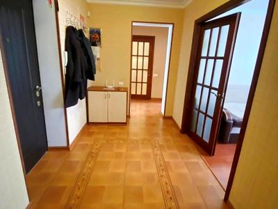 квартира за адресою Парусна вул. (Героїв Сталінграду), 15