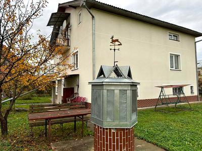 будинок за адресою Вільна