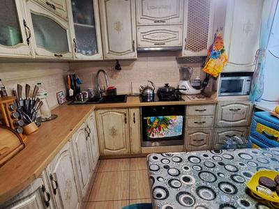 квартира за адресою вул. Прикордонна, 80