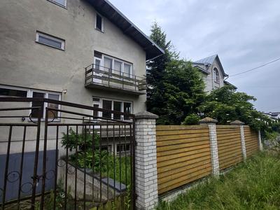 будинок за адресою с. Солонка, Андрія Сахарова вул.