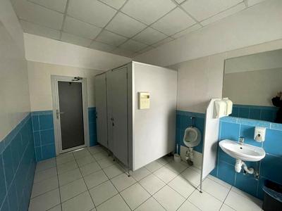 комерційна за адресою Джорджа Вашингтона вул. (Батальна), 1