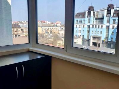 квартира за адресою Хорива вул., 15