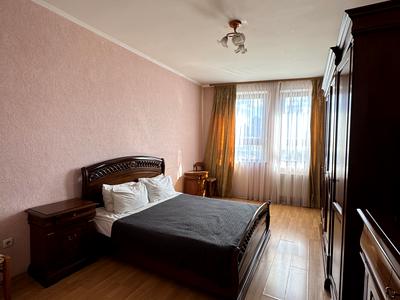 квартира за адресою Шота Руставелі вул., 44