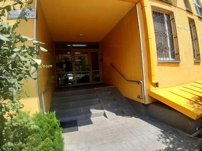 квартира за адресою Регенераторна вул., 4 к6