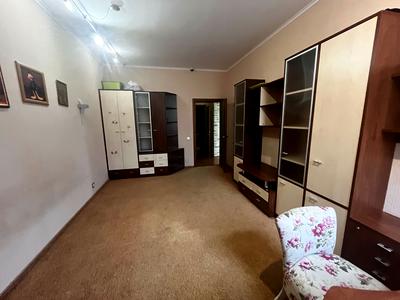 квартира за адресою Євгена Коновальця вул. (Щорса), 36-Б