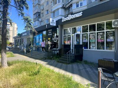 комерційна за адресою Русанівська набережна вул., 4