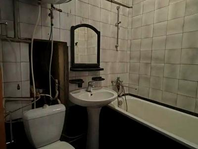 квартира за адресою Богдана Хмельницького просп. (Героїв Сталінграда), 8