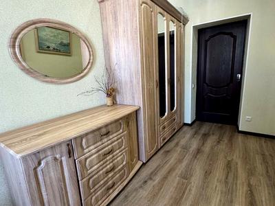 квартира за адресою В'ячеслава Чорновола вул., 36