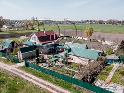 будинок за адресою с. Перемога, Садова вул., 9