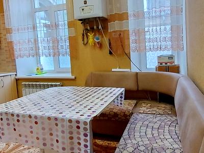 квартира за адресою Утьосова вул., 6