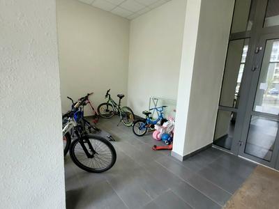 квартира по адресу Олександра Олеся ул., 3