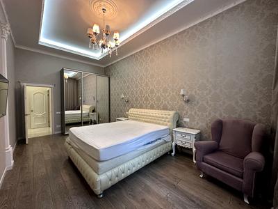 квартира за адресою Київ, Басейна вул., 12