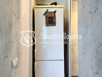 квартира за адресою Автозаводська вул., 25