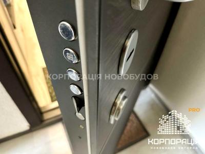 квартира за адресою Олександра Хіри вул., 5