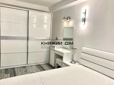 квартира по адресу Леси Украинки бульв., 9