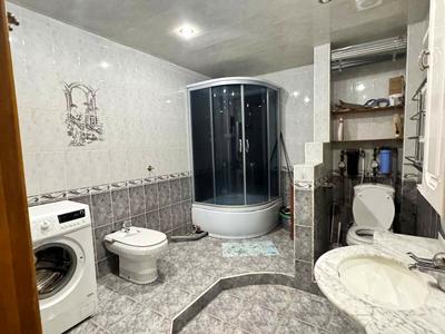квартира за адресою В'ячеслава Чорновола вул., 14