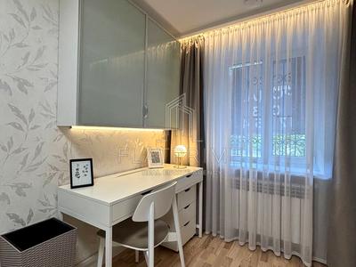 квартира за адресою Михайла Бойчука вул. (Кіквідзе), 23