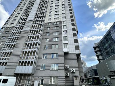 квартира за адресою Дніпровська набережна вул., 1