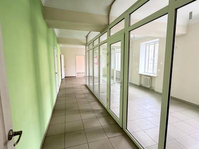 комерційна за адресою Дніпропетровське шосе, 14