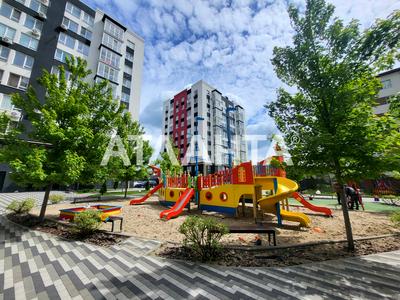 квартира за адресою Озерна вул., 27а