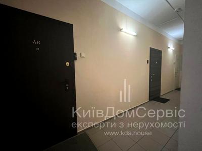 квартира за адресою Київ, Дмитрівська вул., 82
