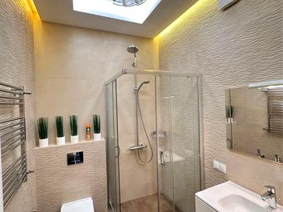 квартира по адресу Французский бульв., 2
