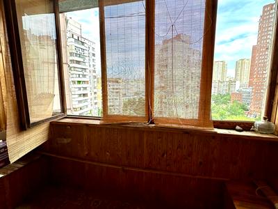 квартира за адресою Анни Ахматової вул., 15