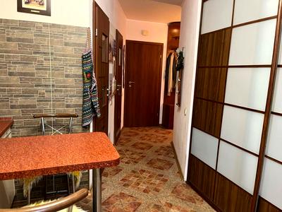 квартира за адресою Автозаводська вул., 7б