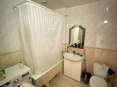 квартира за адресою Левка Лук'яненка вул. (Василя Жуковського), 7