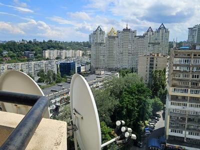 квартира за адресою Митрополита Василя Липківського вул. (Урицького), 18
