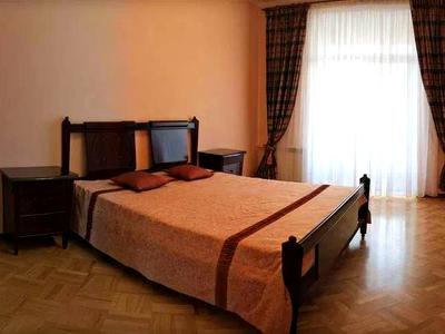 квартира за адресою Воскресенська вул., 27
