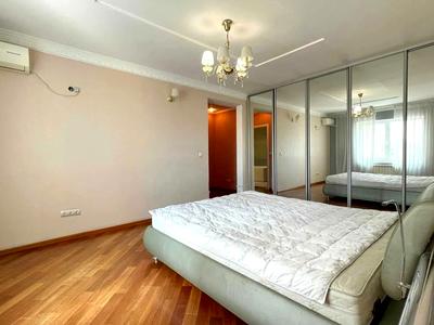 квартира за адресою Пантелеймона Куліша пл., 15