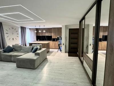 квартира за адресою Шовкуненка вул., 9