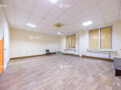 комерційна за адресою Отакара Яроша вул., 9а