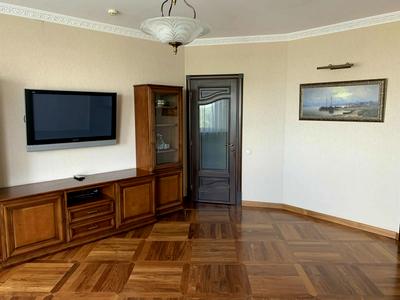 квартира по адресу Николая Амосова ул., 4