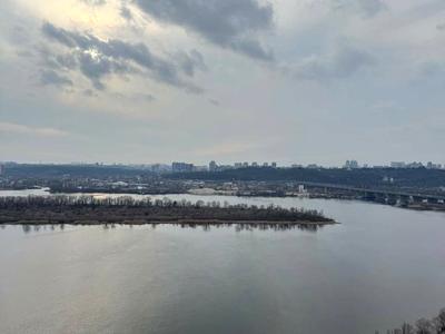 квартира за адресою Дніпровська набережна вул., 17б