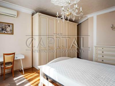 квартира за адресою Кудрявський узвіз, 3-Б