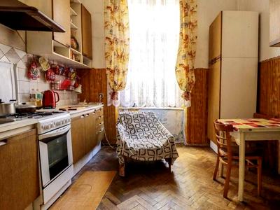 квартира за адресою Івана Франка вул., 3