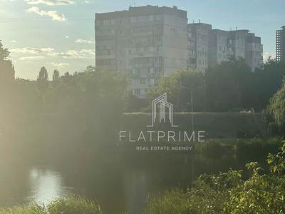 квартира за адресою Райдужна вул., 10