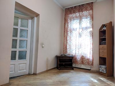 квартира за адресою Жовківська вул. (Декабристів), 17