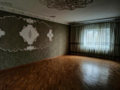 дом по адресу Першотравнева, 11