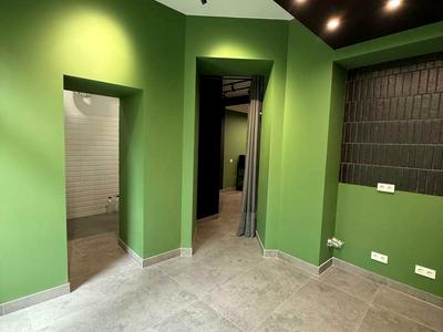 комерційна за адресою Митрополита Антонія Ангеловича вул., 32