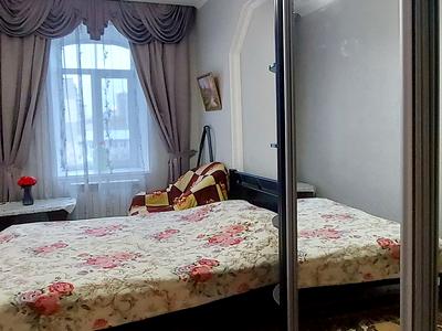 квартира за адресою Утьосова вул., 6
