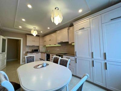 квартира за адресою Дмитрівська вул., 75