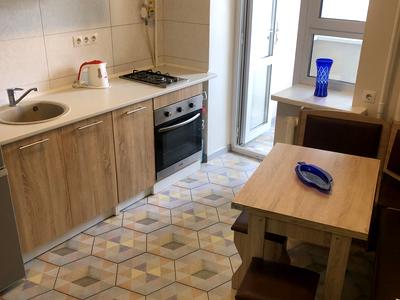 квартира за адресою Анни Ахматової вул., 5