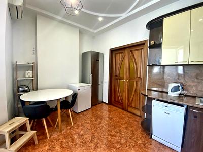 квартира за адресою Степана Руданського вул., 3-А