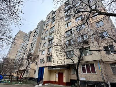 квартира по адресу Небесной Сотни просп. (Маршала Жукова), 10-Б