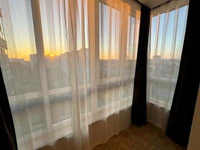 квартира за адресою Домбровського вул., 75